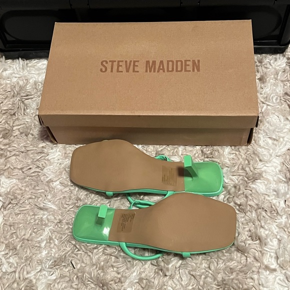 Steve Madden square open toe sandal - Picture 5 of 5